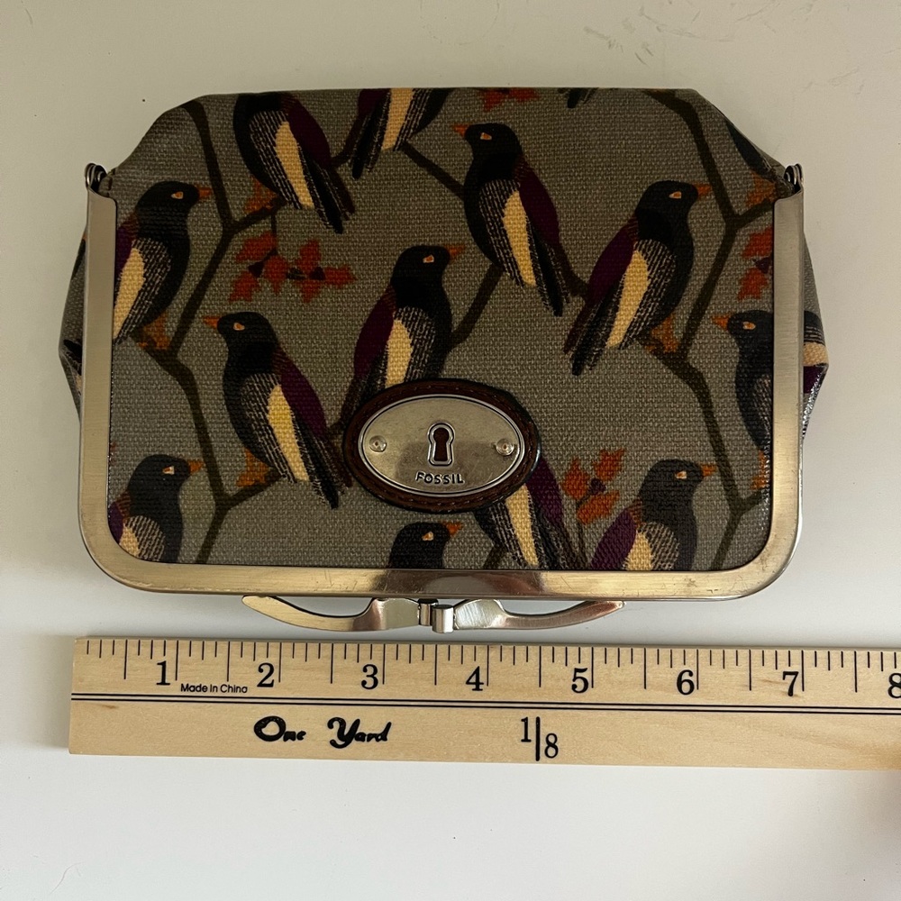 Fossil Multicolor Bird Pattern Clutch - Picture 4 of 5